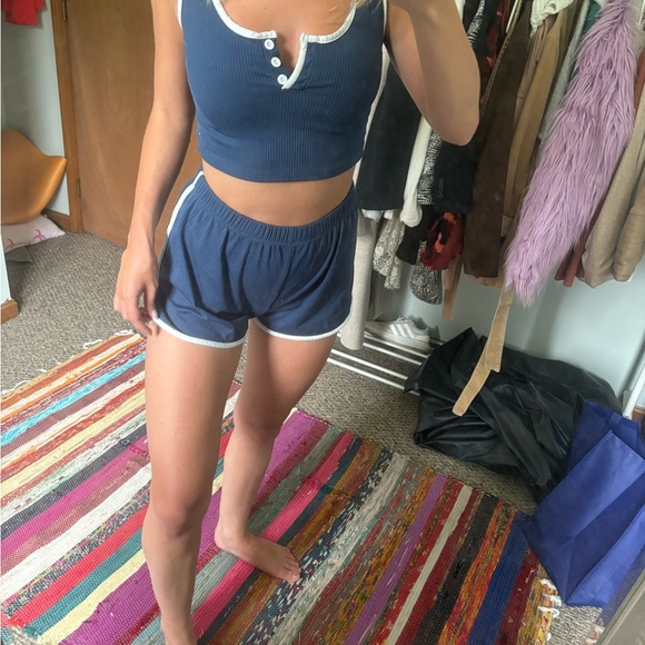 Blue and White Ribbed Crop Top and Shorts Set - Picture 1 of 1